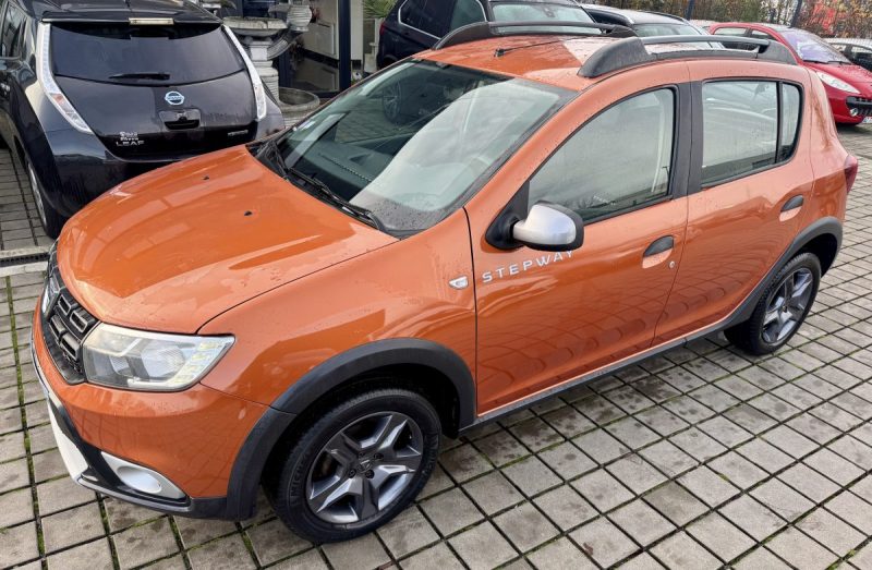 DACIA SANDERO 0.9 TCE 90CH LAURÉATE EXPLORER 2017