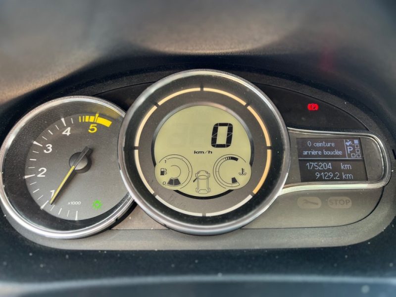 RENAULT MEGANE 3 1.5 DCI 110 PACK BOSE ZEN EDC 2013