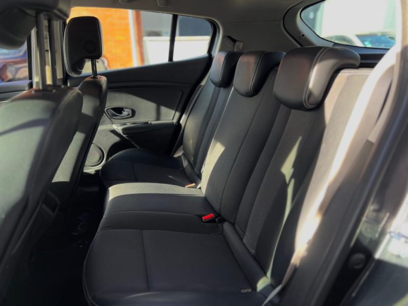 RENAULT MEGANE 3 1.5 DCI 110 PACK BOSE ZEN EDC 2013