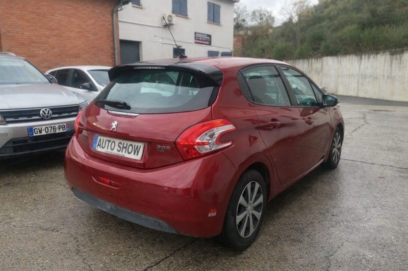 PEUGEOT 208  1.4 E-HDI 68 ACTIVE BMP 2012