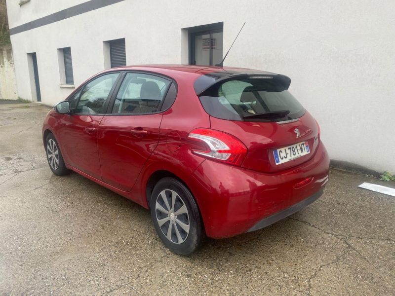 PEUGEOT 208  1.4 E-HDI 68 ACTIVE BMP 2012