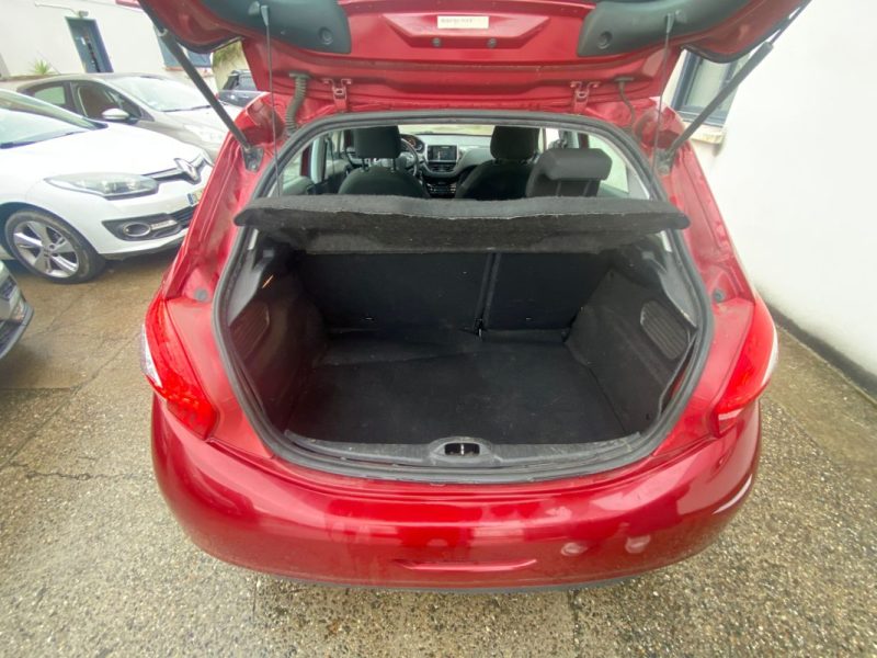 PEUGEOT 208  1.4 E-HDI 68 ACTIVE BMP 2012