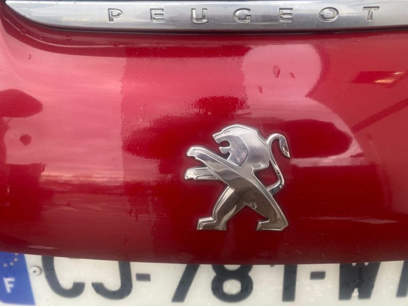 PEUGEOT 208  1.4 E-HDI 68 ACTIVE BMP 2012