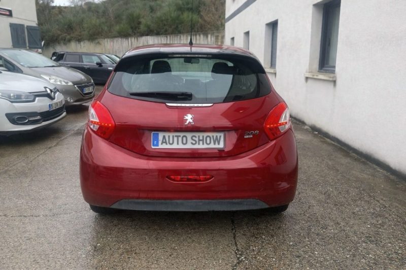 PEUGEOT 208  1.4 E-HDI 68 ACTIVE BMP 2012