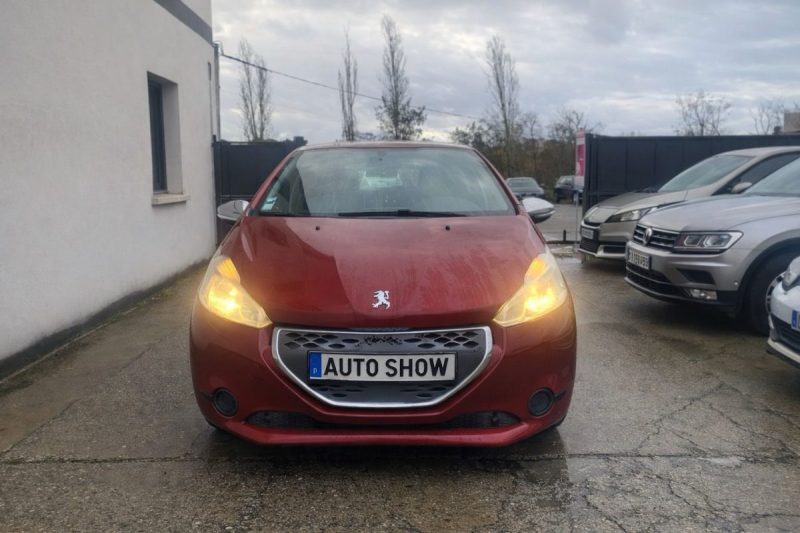 PEUGEOT 208  1.4 E-HDI 68 ACTIVE BMP 2012