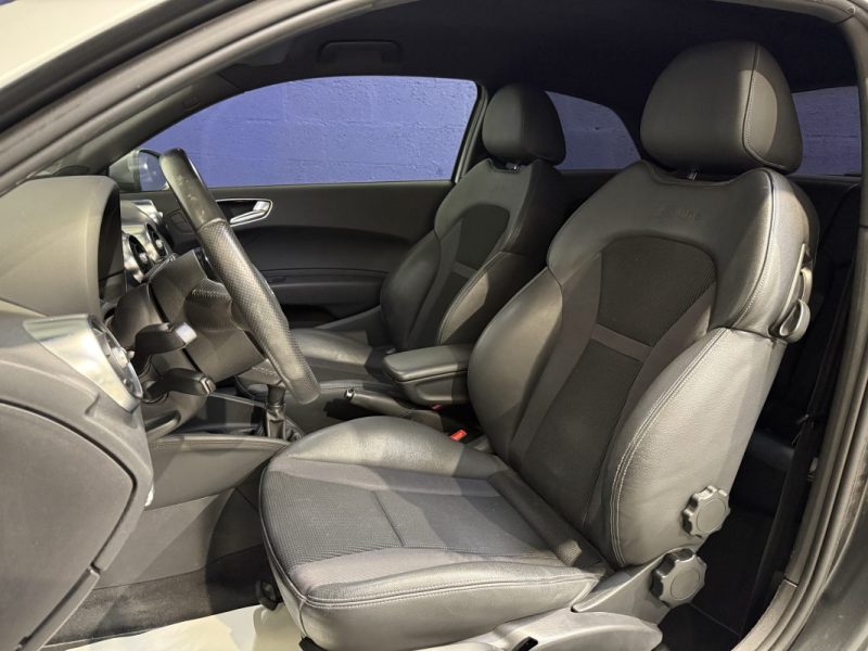 AUDI A1 1.6 TDI 105 S-Line / SUIVI ENTRETIEN / KIT DISTRIBUTION A JOUR 