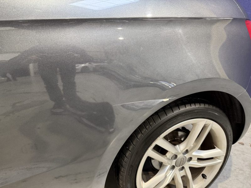 AUDI A1 1.6 TDI 105 S-LINE / SUIVI D'ENTRETIEN / COURROIE DE DISTRIBUTION OK 