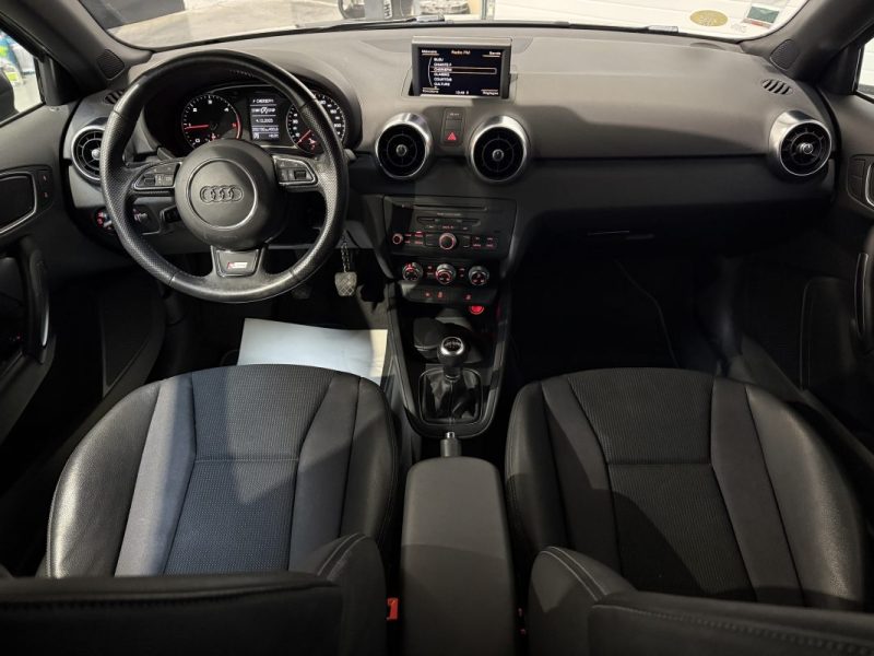 AUDI A1 1.6 TDI 105 S-LINE / SUIVI D'ENTRETIEN / COURROIE DE DISTRIBUTION OK 