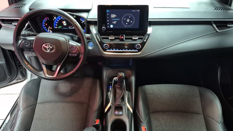 TOYOTA COROLLA TOURING SPORTS 122cv 2023 DESIGN/ 1 ERE MAIN/TVA RECUPERABLE