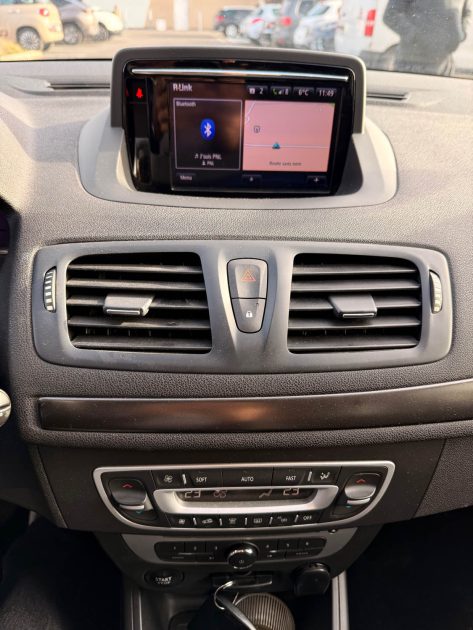 RENAULT MEGANE 3 1.5 DCI 110 CV EXPRESSION - ENTRETIEN OK - GARANTIE 12 MOIS 