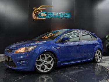 FORD FOCUS 2.5 225 CV ST TOIT OUVRANT / ENTRETIEN A JOUR