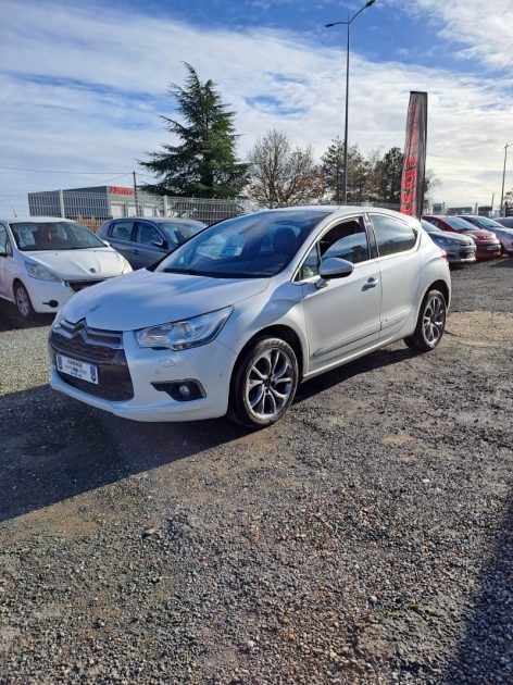 CITROEN DS4 1.6 E-HDI115 AIRDREAM EXECUTIVE 2014