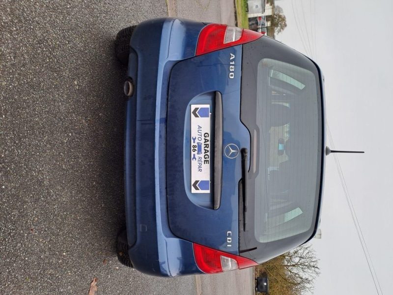 MERCEDES CLASSE A 180 CDI CLASSIC CVT 2011