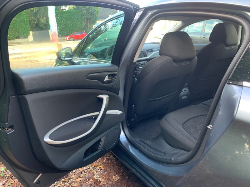 CITROEN C5 - 2 1.6 E-HDI 110 BUSINESS AIRDREAM BMP6 2011