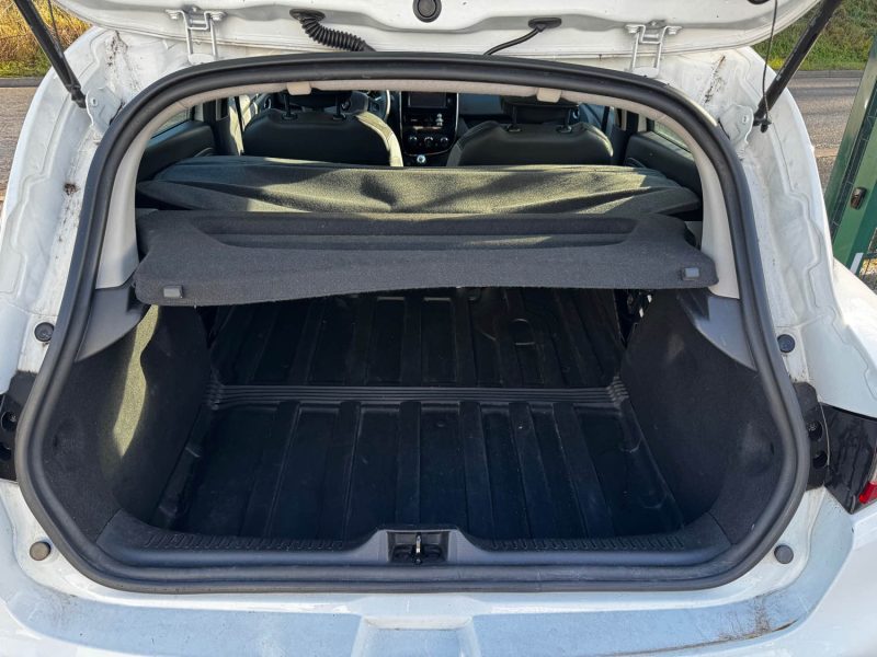 RENAULT CLIO 4 AIR MEDINAV 1.5 DCI 75CH 2014