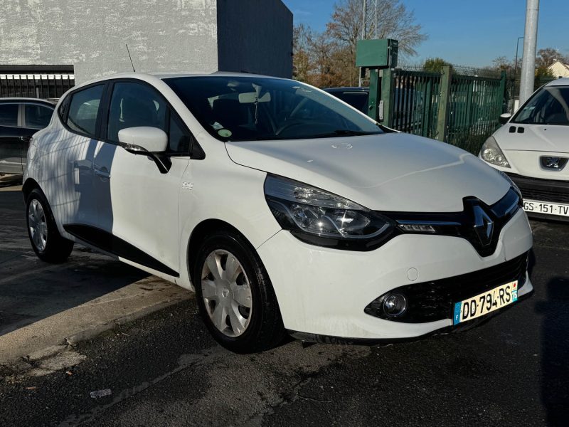 RENAULT CLIO 4 AIR MEDINAV 1.5 DCI 75CH 2014
