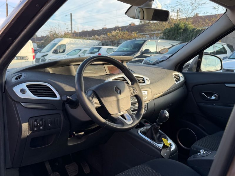 RENAULT SCENIC 3 1.5 DCI 105 DYNAMIQUE 2010
