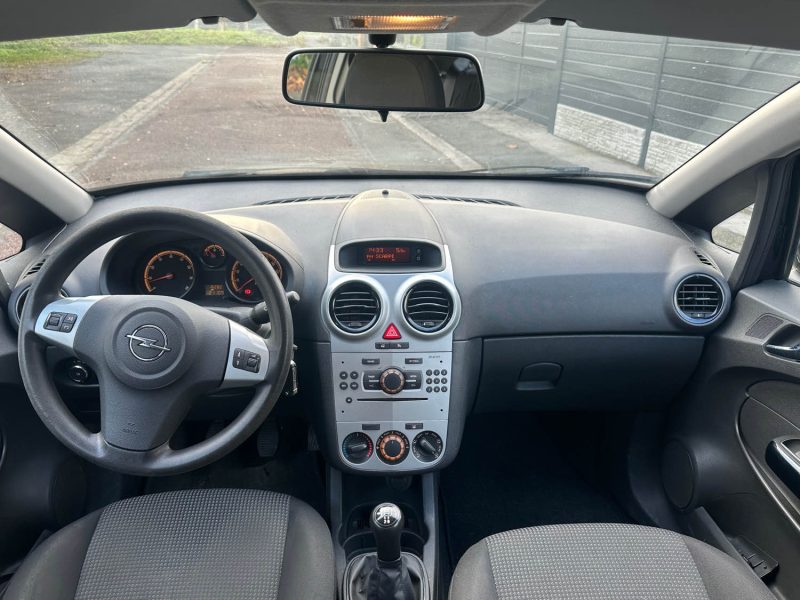 ✅ Opel Corsa D – 1.2 Essence – 85 ch – 3 portes – Très économique