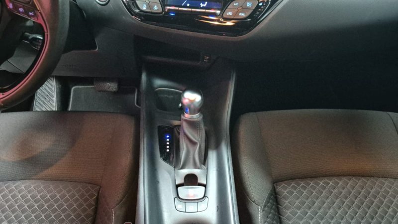 TOYOTA C-HR SUV HYBRIDE 122cv PHASE 2 DYNAMIC BUSINESS/1 ERE MAIN/TVA RECUPERABLE