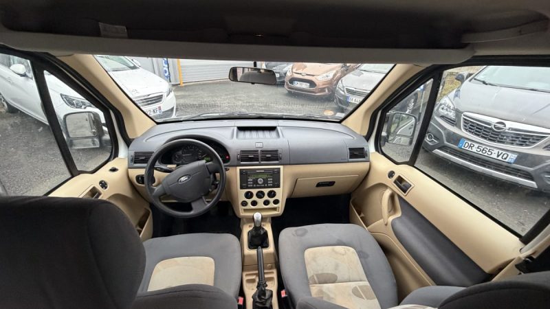 FORD TOURNEO 1.8 TD 75 BASE COURT 