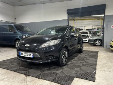 FORD FIESTA 1.2i 16V 60CH