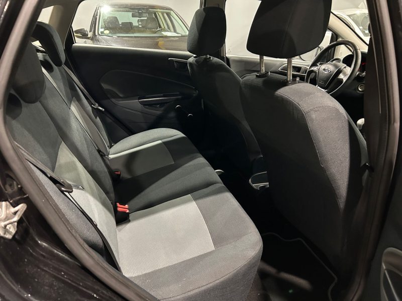 FORD FIESTA 1.2i 16V 60CH