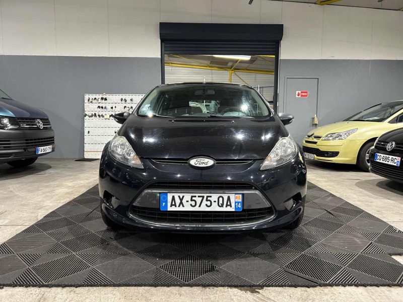 FORD FIESTA 1.2i 16V 60CH