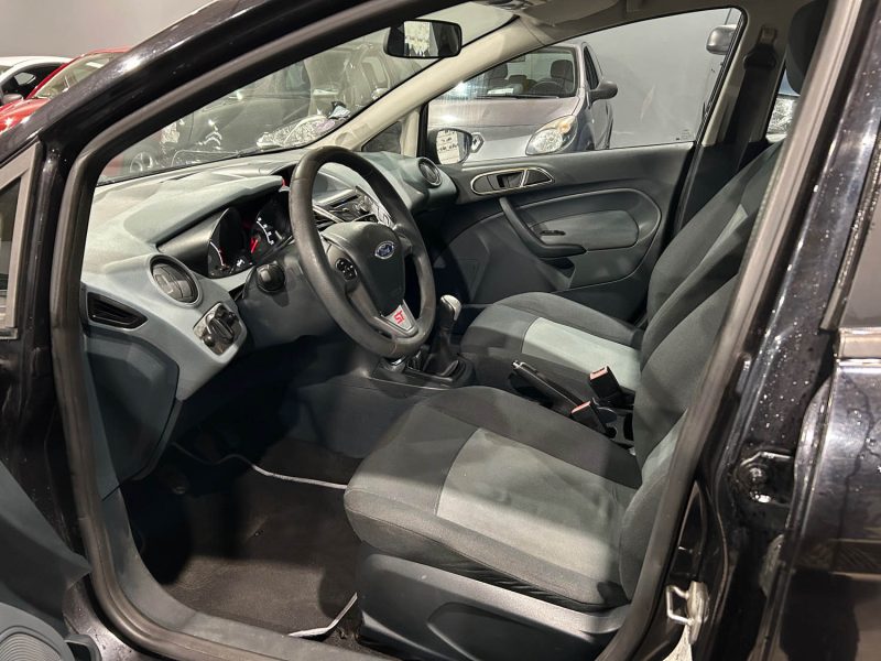 FORD FIESTA 1.2i 16V 60CH
