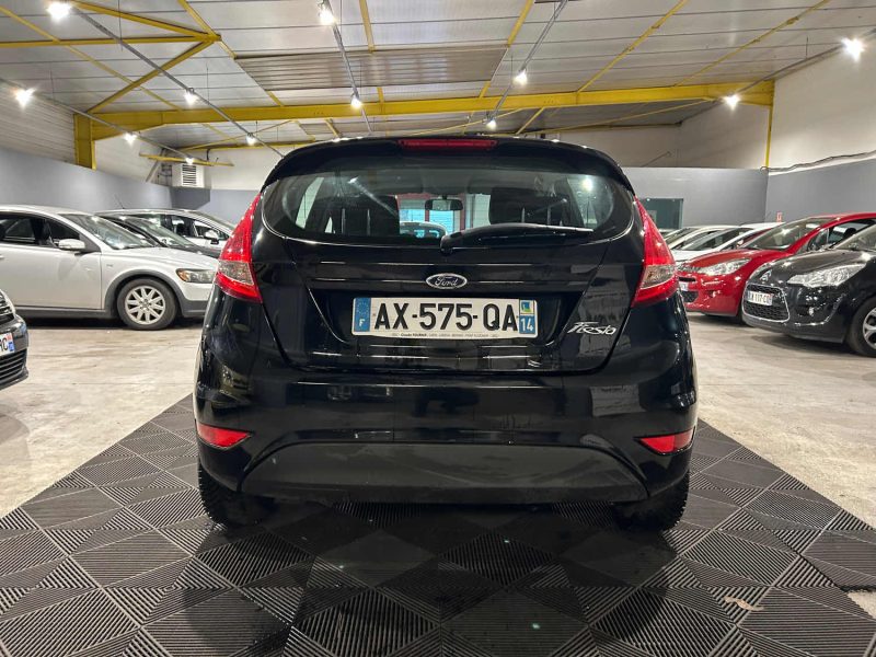 FORD FIESTA 1.2i 16V 60CH