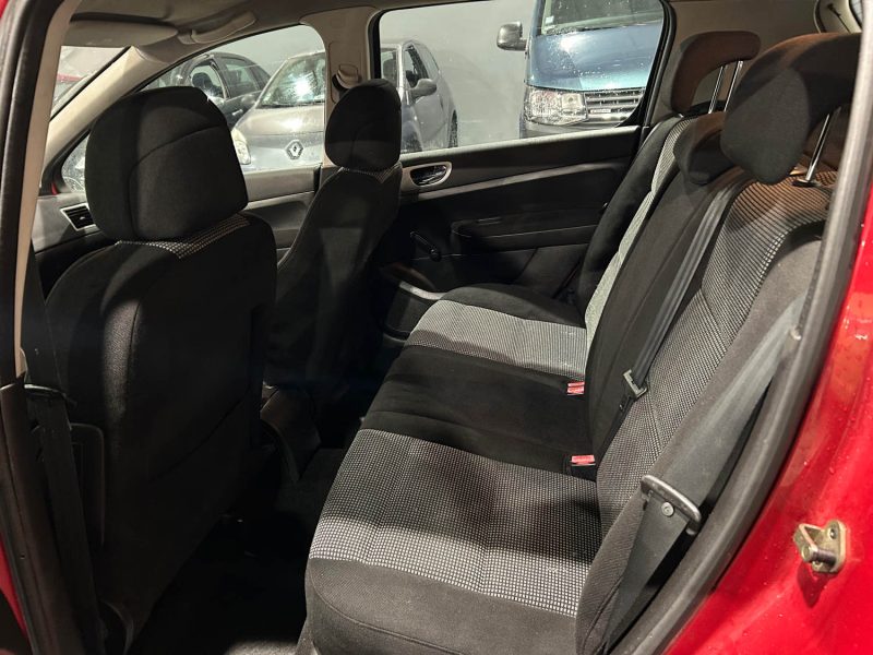 PEUGEOT 307 1.4I - 16V 95CH 