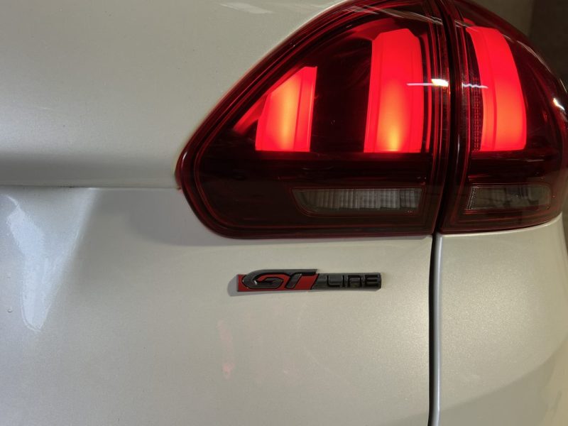 PEUGEOT 2008 1.6 HDI 120 GT LINE - GPS - CAMERA DE RECUL - SUIVI FACTURES  