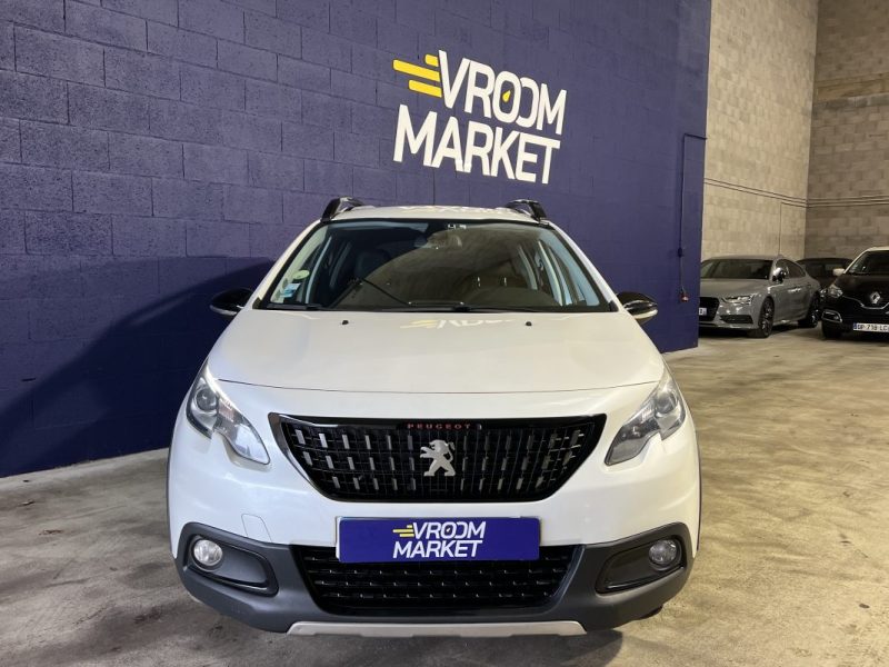 PEUGEOT 2008 1.6 HDI 120 GT LINE - GPS - CAMERA DE RECUL - SUIVI FACTURES  