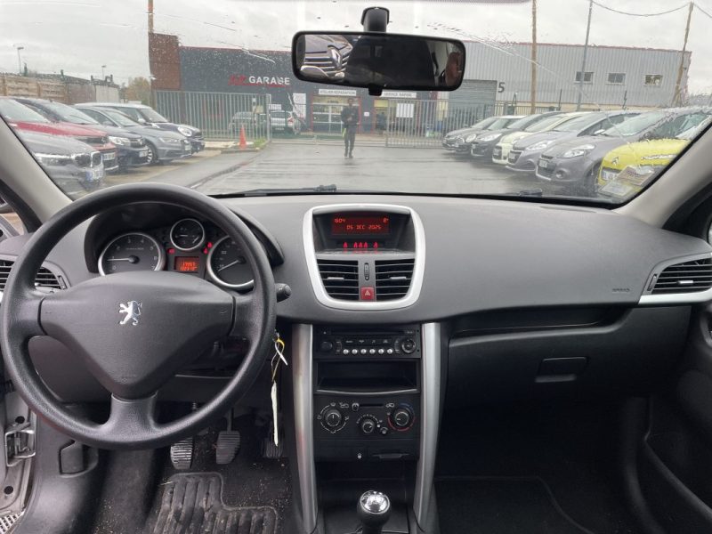 PEUGEOT 207 1.4 1360CM3 75CV    GARANTIE 3/12 MOIS 2011