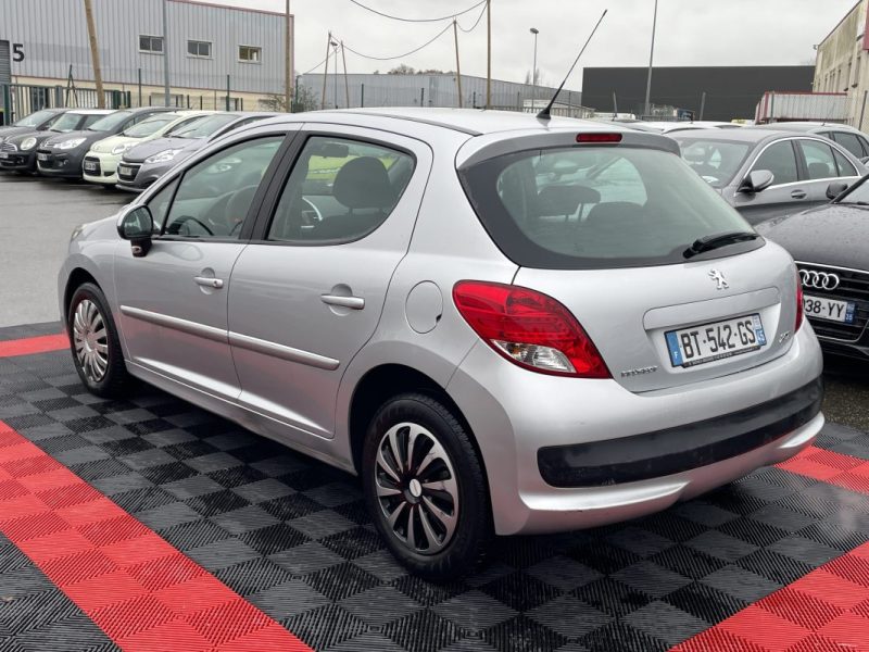 PEUGEOT 207 1.4 1360CM3 75CV    GARANTIE 3/12 MOIS 2011