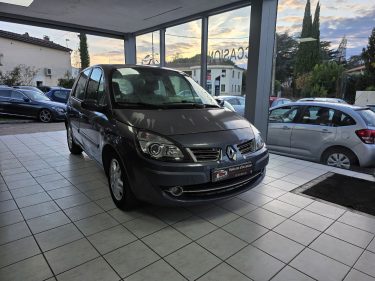 RENAULT SCENIC EXPRESSION 1.9DCI 130CH ANNEE 2008 187000KM