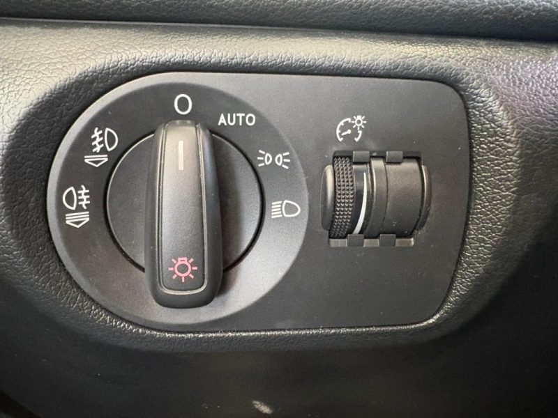 Audi Q3 2.0 TDI 163ch 🔥 Quattro ❄️ Attelage 🔗 Feux auto 💡 Reprise 🔄 Garantie 🛡️