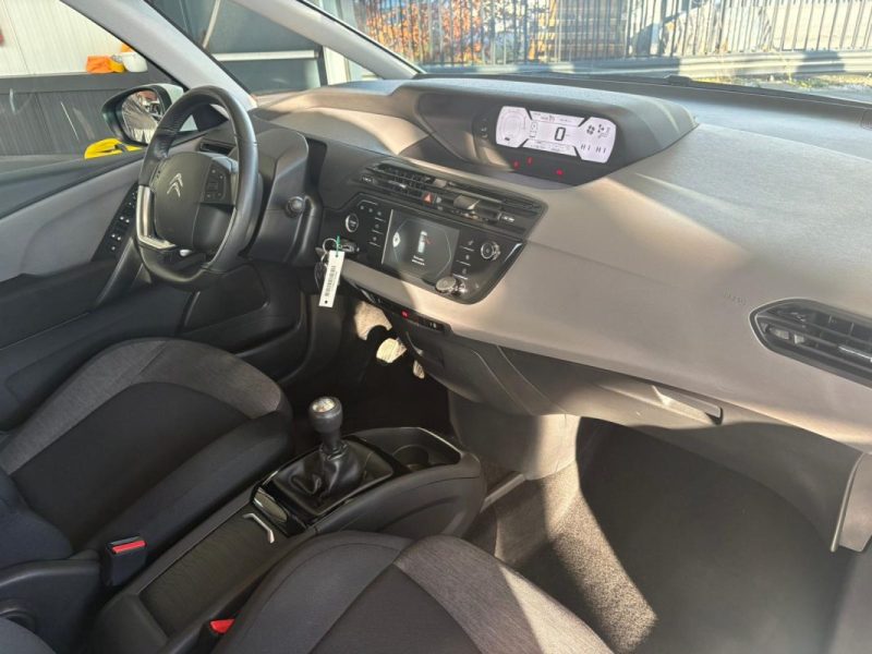 C4 Picasso 1.2 131ch 🚗 Attraction ✨ Attelage 🔗 Clim ❄️ Reprise 🔄 Garantie 🛡️