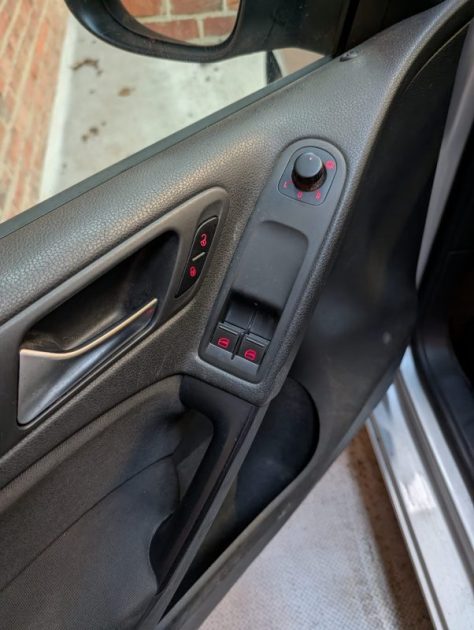 VOLKSWAGEN GOLF 6 1.6 TDI 105 CV CONFORTLINE  CONFORTLINE  2011