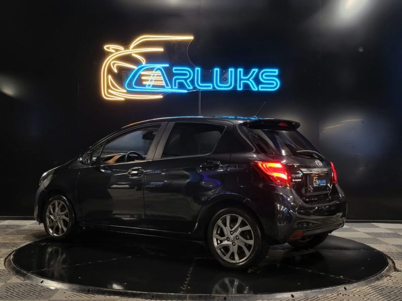 TOYOTA YARIS 1.3 VVTI 100CV BVM6 LOUNGE TOIT PANO / CAMERA