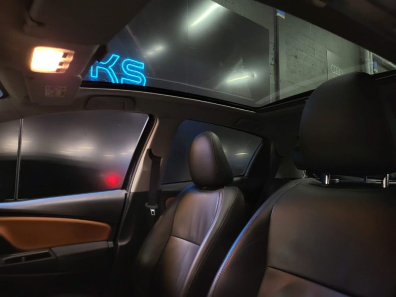 TOYOTA YARIS 1.3 VVTI 100CV BVM6 LOUNGE TOIT PANO / CAMERA