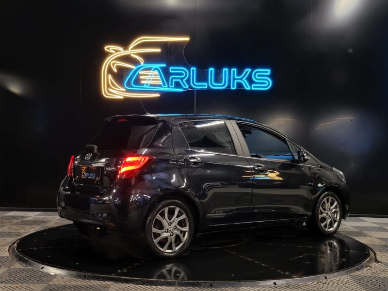 TOYOTA YARIS 1.3 VVTI 100CV BVM6 LOUNGE TOIT PANO / CAMERA