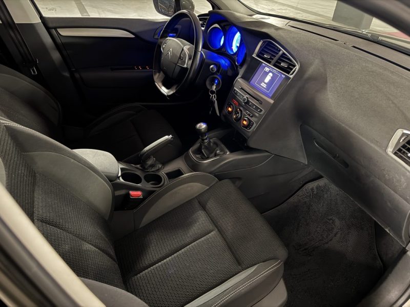 CITROEN C4 - 2 1.2 130 FEEL 2017