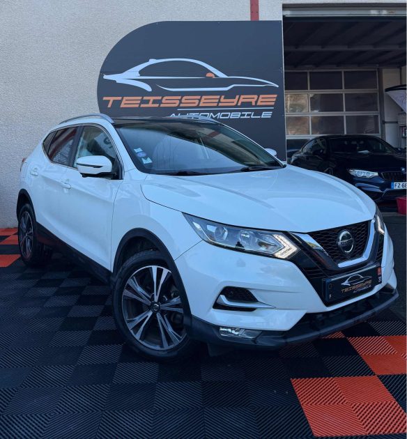 NISSAN QASHQAI 1.2 DIG-T 115 VISIA - CAMERA 360 - TOIT PANORAMIQUE 