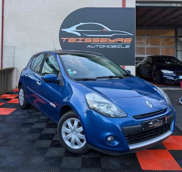 RENAULT CLIO III 1.5 DCi 70 bi-ton AUTHENTIQUE 