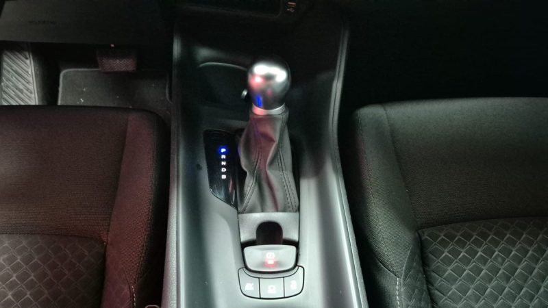 TOYOTA C-HR SUV 1.8 HYBRIDE 122cv DYNAMIC BUSINESS/1 ERE MAIN/TVA RECUPERABLE