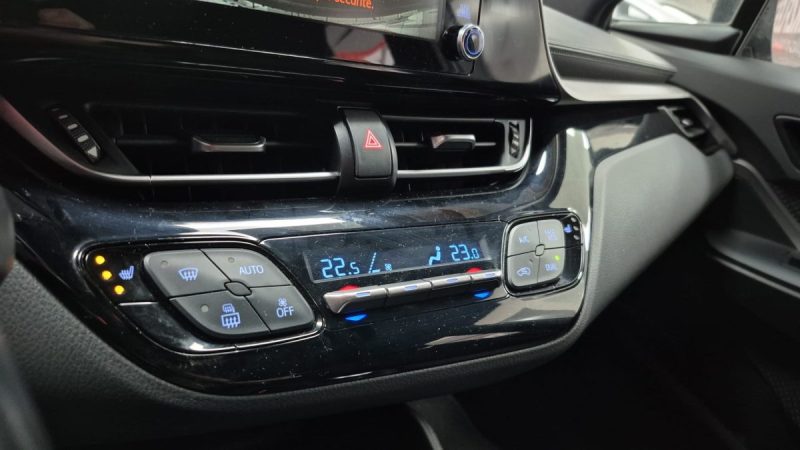 TOYOTA C-HR SUV 1.8 HYBRIDE 122cv DYNAMIC BUSINESS/1 ERE MAIN/TVA RECUPERABLE