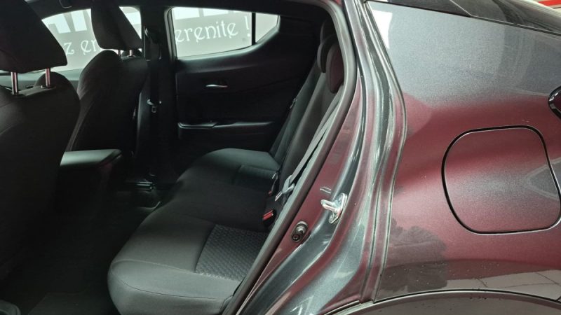 TOYOTA C-HR SUV 1.8 HYBRIDE 122cv DYNAMIC BUSINESS/1 ERE MAIN/TVA RECUPERABLE