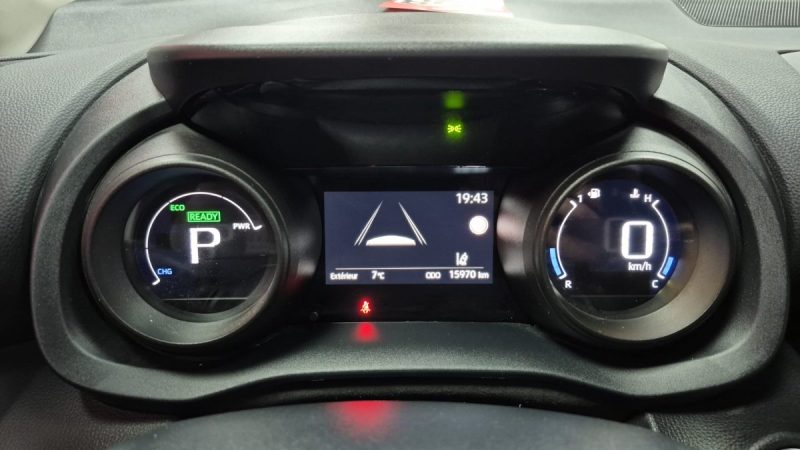 TOYOTA YARIS CROSS SUV 1.5 HYBRID 116H DYNAMIC BUSINESS/1 ERE MAIN/TVA RECUPERABLE