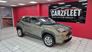 TOYOTA YARIS CROSS SUV 1.5 HYBRID 116H DYNAMIC BUSINESS/1 ERE MAIN/TVA RECUPERABLE