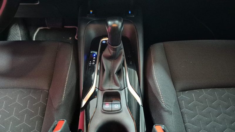 TOYOTA COROLLA TOURING SPORTS 184cv DYNAMIC BUSINESS/1 ERE MAIN/TVA RECUPERABLE